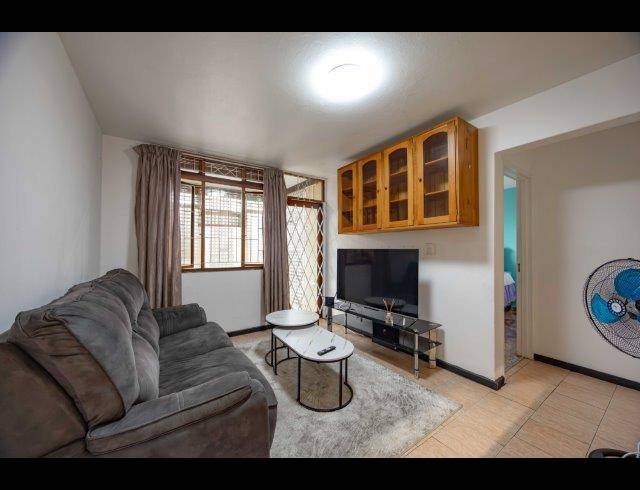 2 BEDROOM APARTMENT FOR SALE IN BELLAIR